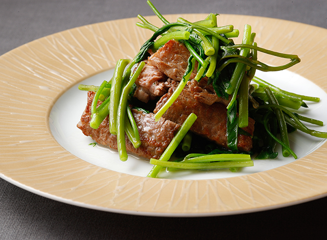 Palace Hotel Tokyo Amber Palace Summer 2026 Wagyu And Water Spinach | © 美しい国の、美しい一日がある。2024