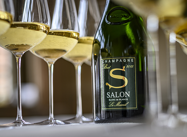 Palace Hotel Tokyo Esterre Champagne SALON | © 美しい国の、美しい一日がある。2024