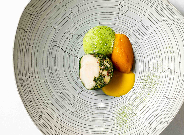 Palace Hotel Tokyo Esterre ESTERRE With LE LOUIS XV Fugu Warm Appetizer | © 美しい国の、美しい一日がある。2024 Palace Hotel Tokyo Esterre ESTERRE With LE LOUIS XV Fugu Warm Appetizer | © 美しい国の、美しい一日がある。2024
