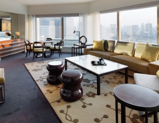 Palace-Hotel-Tokyo-F-Park-Suite-Living-Room-I