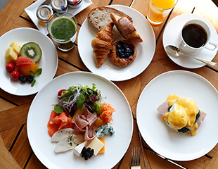 Palace Hotel Tokyo – Grand Kitchen – Breakfast – HT2