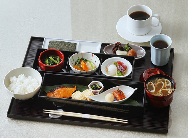 Palace Hotel Tokyo Grand Kitchen Japanese Breakfast 2026 | © 美しい国の、美しい一日がある。2024 Palace Hotel Tokyo Grand Kitchen Japanese Breakfast 2026 | © 美しい国の、美しい一日がある。2024
