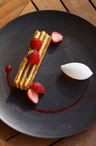 Palace Hotel Tokyo – Grand Kitchen – Spring 2023 – Strawberry Mille-feuille