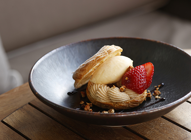 Palace Hotel Tokyo Grand Kitchen Spring 2026 Strawberry And Praline Paris Brest | © 美しい国の、美しい一日がある。2024