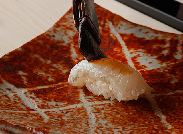 Palace Hotel Tokyo Kanesaka Autumn 2025 Flounder | © 美しい国の、美しい一日がある。2024