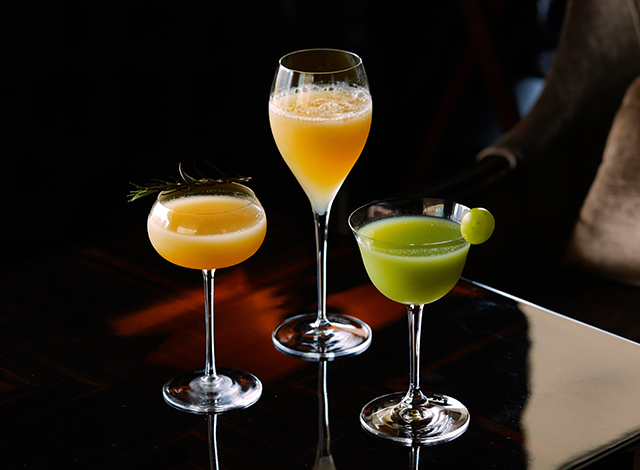 Palace Hotel Tokyo Lounge Bar Prive Autumn 2026 Pear Cocktails Shine Muscat Grape White Flower Martini | © 美しい国の、美しい一日がある。2024 Palace Hotel Tokyo Lounge Bar Prive Autumn 2026 Pear Cocktails Shine Muscat Grape White Flower Martini | © 美しい国の、美しい一日がある。2024