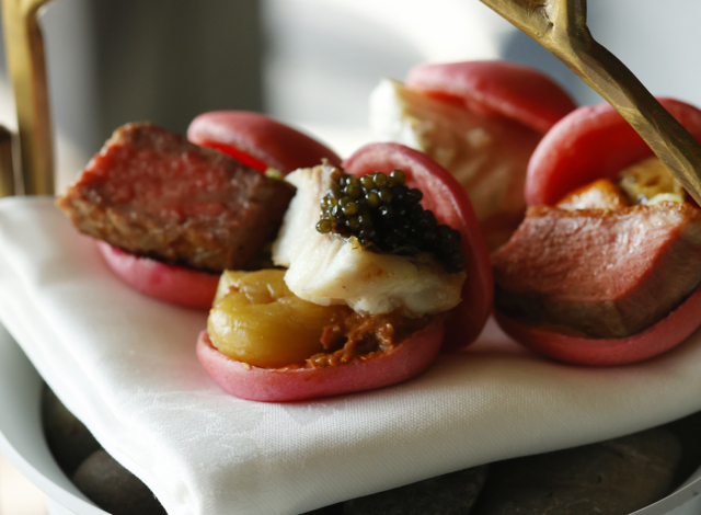 Palace Hotel Tokyo Lounge Bar Prive Spring 2026 Afternoon Tea Terre Et Mer Pizza Sliders F2 | © 美しい国の、美しい一日がある。2024