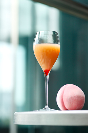 Palace Hotel Tokyo Lounge Bar Prive Summer 2026 Peach Champagne Bellini T2 | © 美しい国の、美しい一日がある。2024