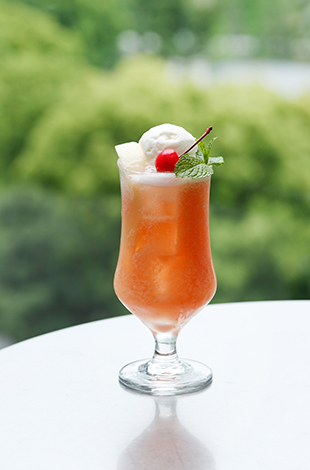 Palace Hotel Tokyo Lounge Bar Prive Summer 2026 Peach Soda Float T2 | © 美しい国の、美しい一日がある。2024