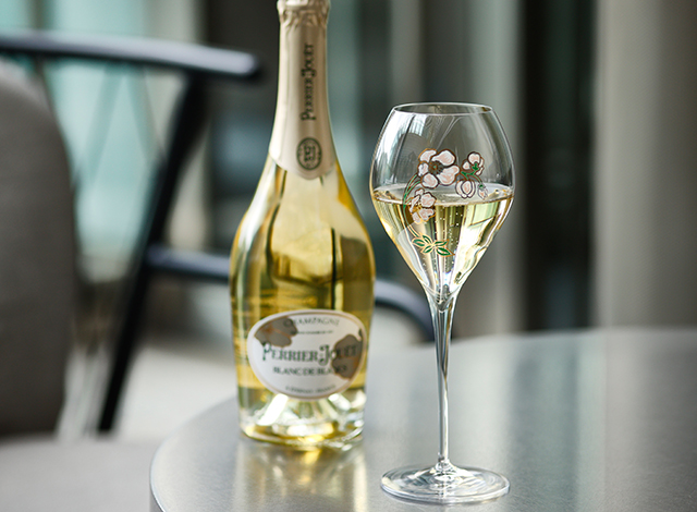 Palace Hotel Tokyo Lounge Bar Prive Summer 2026 Perrier Jouet Blanc De Blancs | © 美しい国の、美しい一日がある。2024