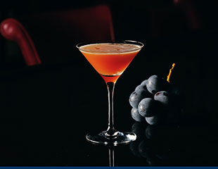 Palace Hotel Tokyo Royal Bar Autumn 2026 Kyoho Grape Earl Grey Martini HT2 1 | © 美しい国の、美しい一日がある。2024