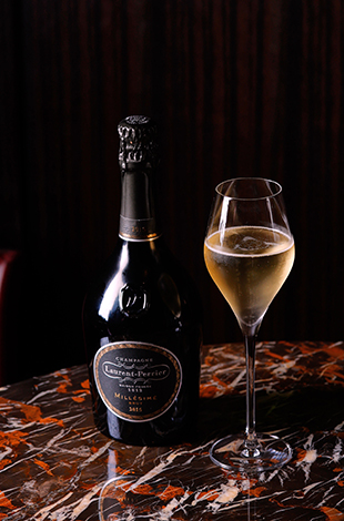 Palace Hotel Tokyo Royal Bar Autumn 2026 Laurent Perrier Brut Millesime T2 | © 美しい国の、美しい一日がある。2024