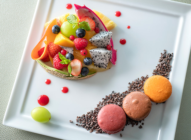 Palace Hotel Tokyo – Something For You – Sweets Plate III – H2