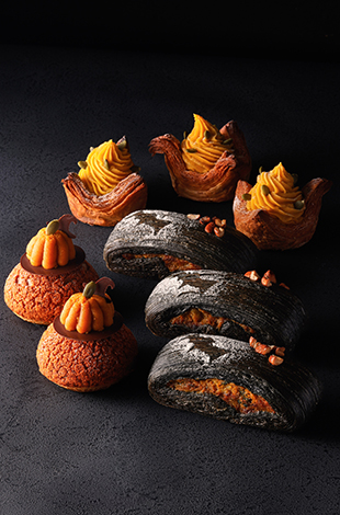 Palace Hotel Tokyo Sweets Deli Autumn 2026 Halloween Breads T2 | © 美しい国の、美しい一日がある。2024
