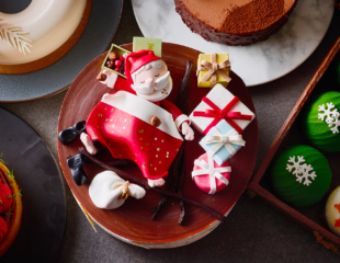 Palace Hotel Tokyo Sweets Deli Christmas 2026 Cakes FF2 | © 美しい国の、美しい一日がある。2024