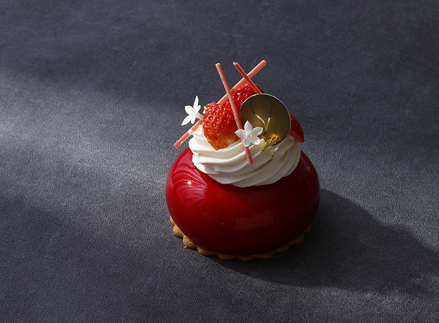 Palace Hotel Tokyo – Sweets & Deli – Winter 2022 – Strawberry Selections – Fraises Chantilly