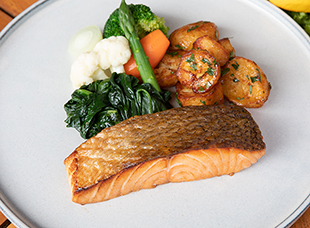 Palace Hotel Tokyo – Takeout – Grand Kitchen – Scottish Salmon – HT2