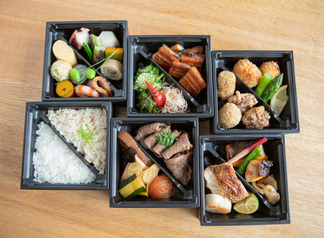 Palace Hotel Tokyo – Takeout – Wadakura – Six-tiered Lunch Box – H2
