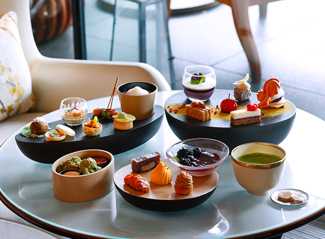 Palace Hotel Tokyo The Palace Lounge Autumn 2026 Afternoon Tea Stones | © 美しい国の、美しい一日がある。2024 Palace Hotel Tokyo The Palace Lounge Autumn 2026 Afternoon Tea Stones | © 美しい国の、美しい一日がある。2024