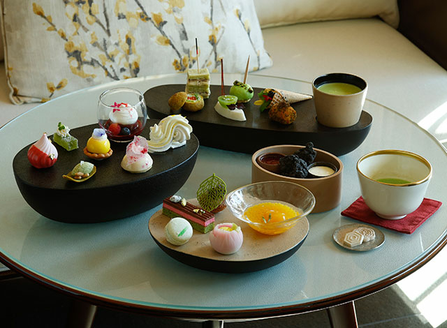 Palace Hotel Tokyo – The Palace Lounge – Spring 2023 – Afternoon Tea Stones