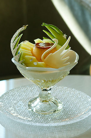 Palace Hotel Tokyo – The Palace Lounge – Spring 2023 – Pudding à la Mode with Melon