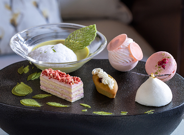 Palace Hotel Tokyo The Palace Lounge Spring 2026 Afternoon Tea Stones Sweets | © 美しい国の、美しい一日がある。2024