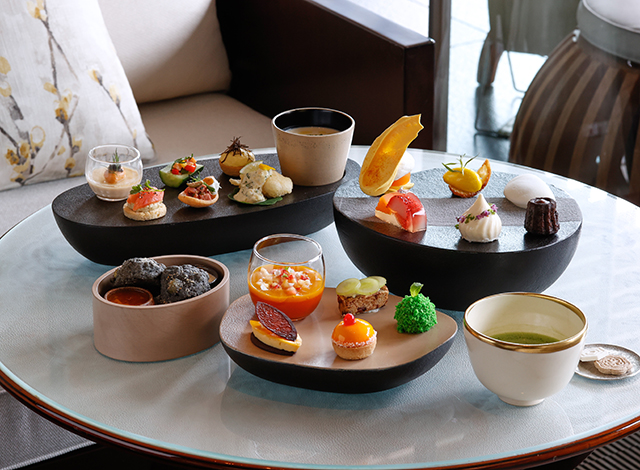 Palace Hotel Tokyo The Palace Lounge Summer 2025 Afternoon Tea Stones | © 美しい国の、美しい一日がある。2024