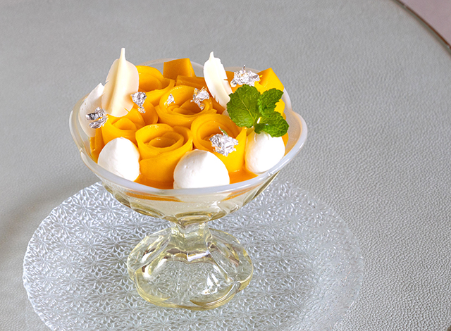 Palace Hotel Tokyo The Palace Lounge Summer 2026 Mango Parfait II | © 美しい国の、美しい一日がある。2024