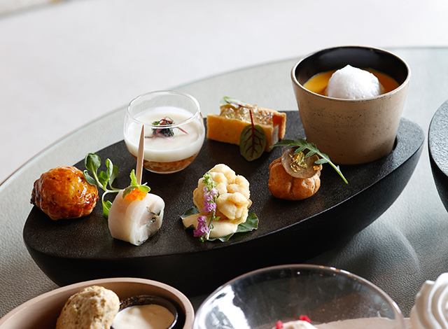 Palace Hotel Tokyo The Palace Lounge Winter 2025 Afternoon Tea Stones Savories | © 美しい国の、美しい一日がある。2024 Palace Hotel Tokyo The Palace Lounge Winter 2025 Afternoon Tea Stones Savories | © 美しい国の、美しい一日がある。2024