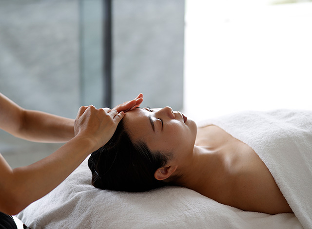 Palace Hotel Tokyo – evian SPA TOKYO – Autumn 2023 – Autumn Hydrating Facial – H2