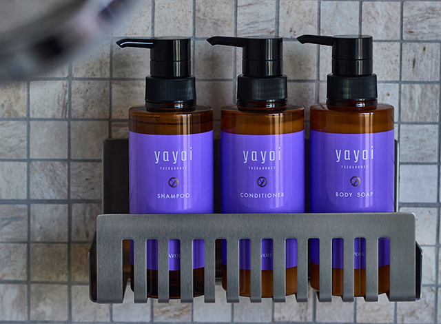 Palace Hotel Tokyo Evian SPA TOKYO Autumn 2026 Yayoi Bath Amenities | © 美しい国の、美しい一日がある。2024 Palace Hotel Tokyo Evian SPA TOKYO Autumn 2026 Yayoi Bath Amenities | © 美しい国の、美しい一日がある。2024