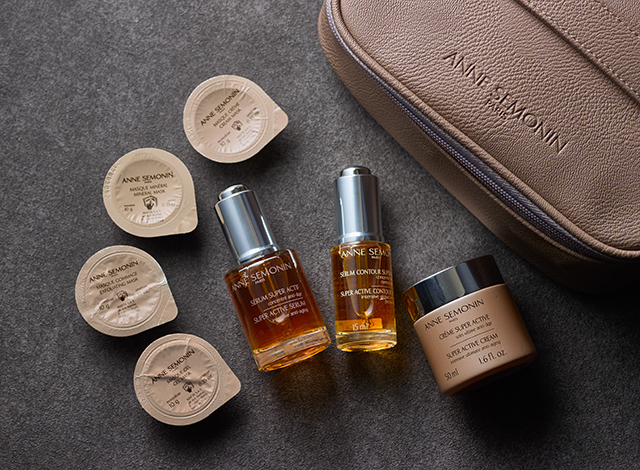 Palace Hotel Tokyo Evian Spa Tokyo Christmas 2026 Anne Semonin Super Active Coffret | © 美しい国の、美しい一日がある。2024 Palace Hotel Tokyo Evian Spa Tokyo Christmas 2026 Anne Semonin Super Active Coffret | © 美しい国の、美しい一日がある。2024